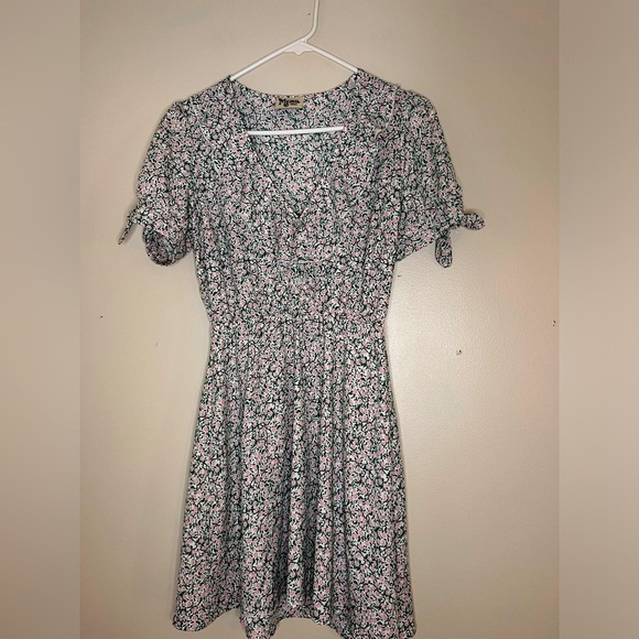 Show me your mummy pink/green floral mini dress - Picture 1 of 5